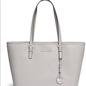 Michael Kors large jet set tote in grey leather